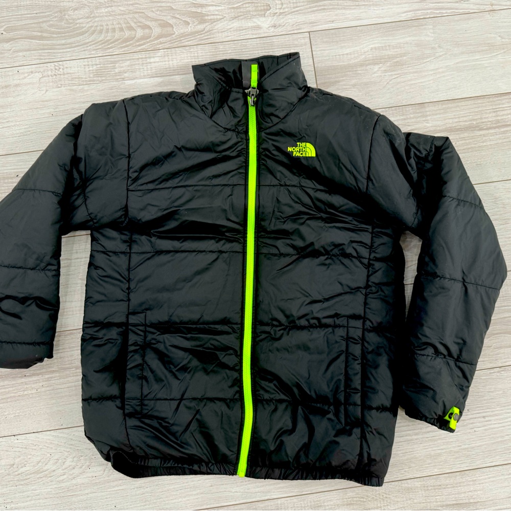 The North Face Boys Black Puffer Jacket XL - Water Repellent